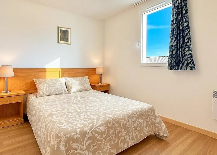 La Traversante Du Mas, 6 Pers Piscine A Calvisson